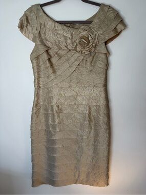 London Times One-Shoulder Gold Textured Cocktail Dress with Rosette Size 8 Party